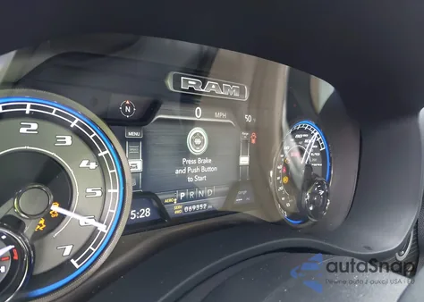 2021 Ram 1500 Limited 4X4 5'7 Box из США, поврежденный, VIN 1C6SRFHT7MN829843